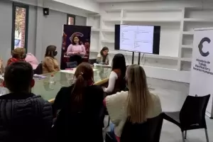 Encuestadores tursticos fueron capacitados para la Fiesta del Poncho