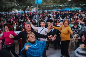 Se llev a cabo la XIX edicin de la Fiesta Municipal de la Empanada
