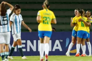 Argentina debut en la Copa Amrica femenina con una dura derrota ante Brasil: cay 4 a 0