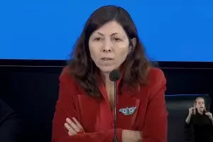 Batakis anunci control en los gastos del Estado y descart una devaluacin