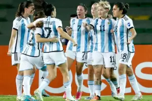 Argentina derrot 4-0 a Per, tras el debut en falso en la Copa Amrica femenina