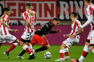 River Plate volvi a la victoria: Derrot 3 a 0 Barracas Central y se clasific a octavos de final