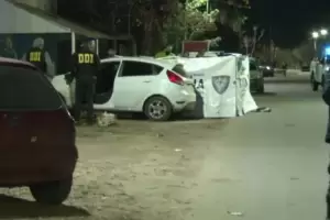 Un polica mat a tiros a un motochorro que intent robarle