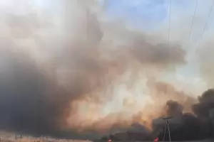 Las llamas consumieron 1200 hectreas en Altos de Singuil y el incendio en el cerro Ancasti se reactiv