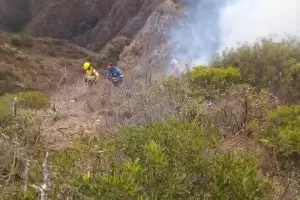 Incendio en Cumbre de Ancasti: por el momento se encuentra contenido