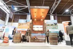 En el Pabelln de Turismo, Fiambal y Tinogasta presentan sus paisajes e historias
