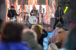 La banda de rock catamarquea La Maza present su versin de la "Zamba de los mineros"