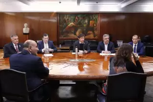 A travs de la obra pblica, Batakis busca conquistar a los gobernadores oficialistas