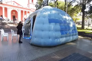 Vacunacin: a pesar de la baja asistencia, se mantiene el Nodo en la Plaza 25 de Mayo