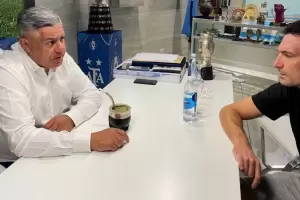 Por la Seleccin Argentina, Lionel Scaloni y Claudio Tapia se reunieron en Ezeiza