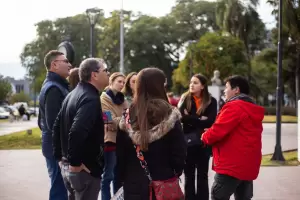 "Walking Tour", la propuesta de paseos para conocer y disfrutar la ciudad Capital