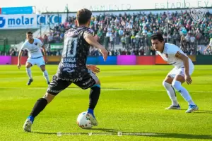 En el arranque de la dcima fecha, Coln le gan sobre la hora a Sarmiento de Junn