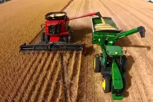 El Gobierno subi las retenciones a la soja y al maz