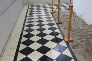 Promesas incumplidas: otra vez las goteras en la Casa Natal del Beato Esqui