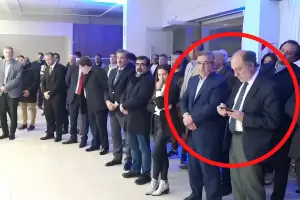 Eduardo Hecker se enter en Catamarca que ya no es presidente del Banco Nacin