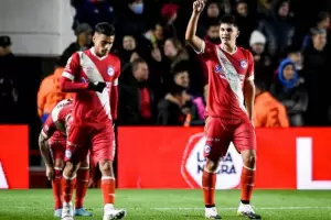 San Lorenzo derrot 1-0 a Argentino Juniors con un gol a ltima hora