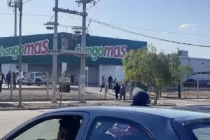 Hubo intentos de saqueos en un supermercado y hay varios detenidos