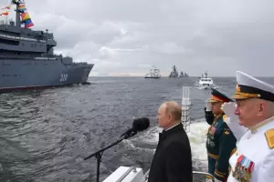Rusia acusa a Ucrania de atacar el cuartel general de su flota en el mar Negro en el Da de la Armada