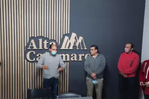 El intendente Saadi recorri las nuevas oficinas de la Asociacin de Agencias de Viajes