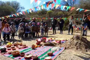 El emotivo y ancestral rito de la Pachamama se celebr en El Shincal