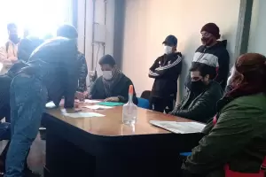 Ex trabajadores de ridos del Valle firmaron el acuerdo por el pago de la deuda