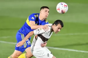 Boca Juniors gan 2 a 1 al Platense en la cancha de la Bombonera