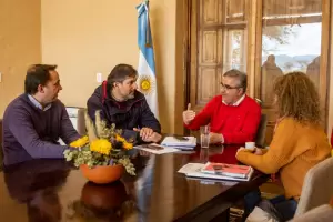 La Provincia reubicarn miles de becados en empresas privadas