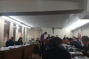 Declar el Dr. Bulacios y explic que la lesin en la cabeza de Diego era traumtica, pero no dijo el origen