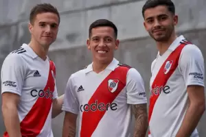 River present la nueva camiseta titular para la temporada 2022/2023