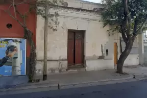 Desvalijaron la casa de un damnificado de Adhemar Capital a plena luz del da