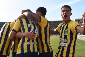 Rosario Central de Tevez le gan 3 a 1 a Barracas Central