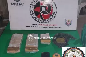 Buscaban un celular robado y hallaron ms de 2 kg. de droga