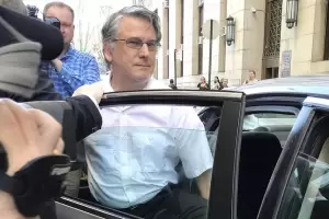 Un neurlogo argentino condenado por abuso sexual fue encontrado muerto en una crcel de Nueva York