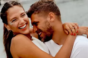 Barbie Vlez revel que est embarazada: "Se agranda la familia"