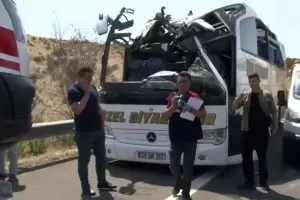 Un camin sin frenos embisti a una multitud y hay al menos 16 muertos