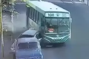 Accidente del colectivo: Chico habl de sobrecarga horaria y UTA apunt a denuncias sin respuesta