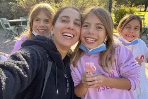 El emotivo reencuentro de las hijas de Cinthia Fernndez, tras el alta mdica de Francesca