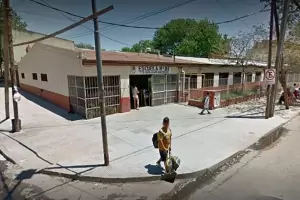 Susto: 14 alumnos se descompensaron durante una clase de educacin fsica y fueron hospitalizados