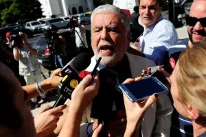 Julio de Vido, dursimo con Grabois: Anda a confesarle tus pecados a Francisco, chorro de los pobres