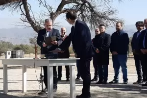 Jalil le tom juramento a Juan Cruz Miranda como nuevo ministro de Gobierno