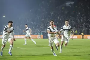 Gimnasia le gan a Independiente y se sube a la cima