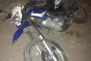 Un motociclista derrap� en Banda de Varela y termin� con lesiones