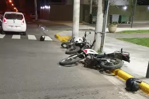 Un choque entre motos dej dos personas hospitalizadas