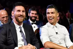 La particular reaccin de Cristiano Ronaldo despus de enterarse de que jugar contra Messi