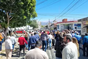 Trabajadores del ARCA se manifestaron en pleno centro
