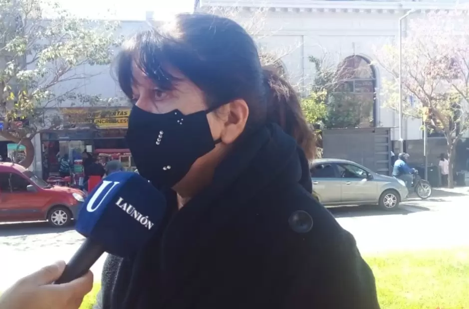 Edith Toloza, ta de la joven que debe ser intervenida
