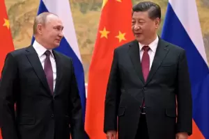 Vladimir Putin y Xi Jinping supervisaron una maniobra militar conjunta