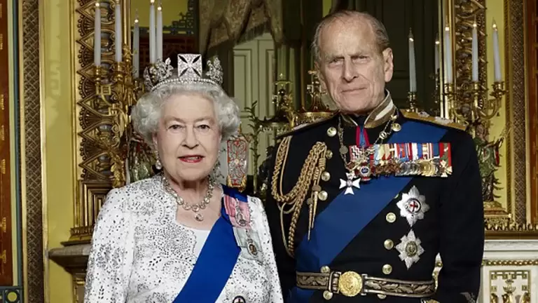 La reina Isabel II y el duque de Edimburgo