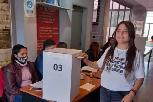 Maza Ibez vot y afirm que espera una buena participacin de los jvenes