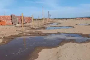 Aguas de Catamarca alert� que constructoras generan roturas constantes de ca�er�a